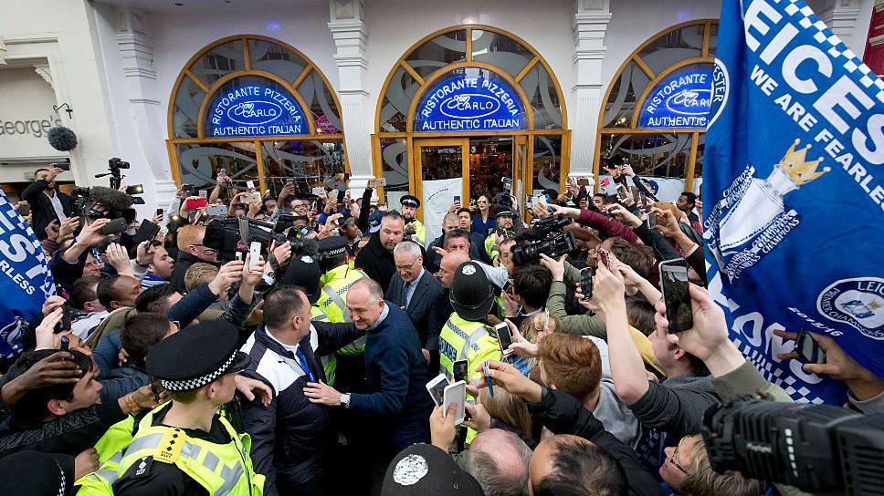 Secret invitations and other surreal moments before Leicester City’s title triumph 7