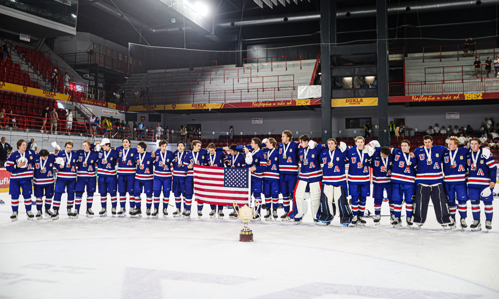 U.S. Secures Victory Over Czechia, 6-4, in Opening Match of 2026 Hlinka Gretzky Cup 13