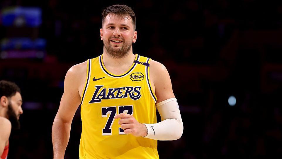 Buss trying to block her siblings' sale of family stake in Lakers Jeanie Buss moves to block siblings' sale of Lakers family stake 4