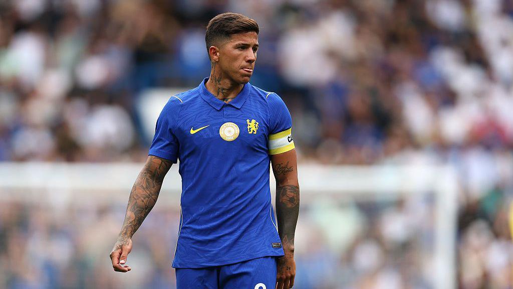 Why Chelsea and Sunderland start the season without shirt sponsors 2