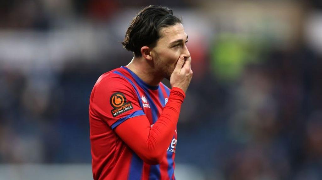 After 717 days and nine 'career over' diagnoses, player makes 'surreal' return 2