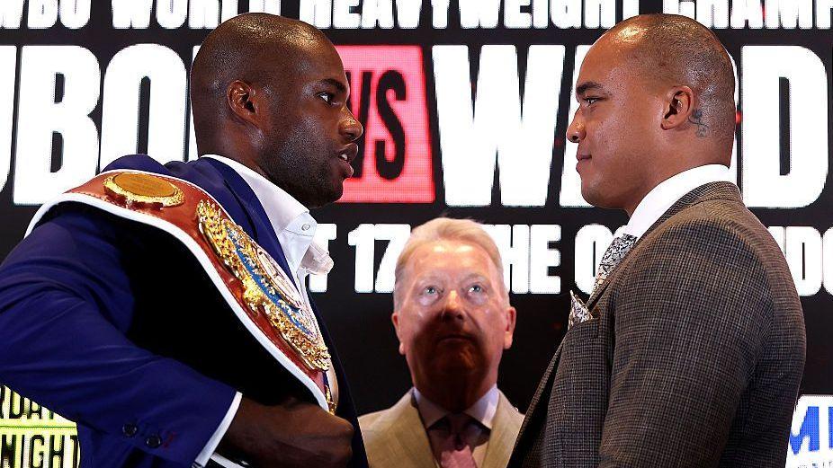 Allen's 'two illegal blows' sent Carty through 'loose ropes' 18