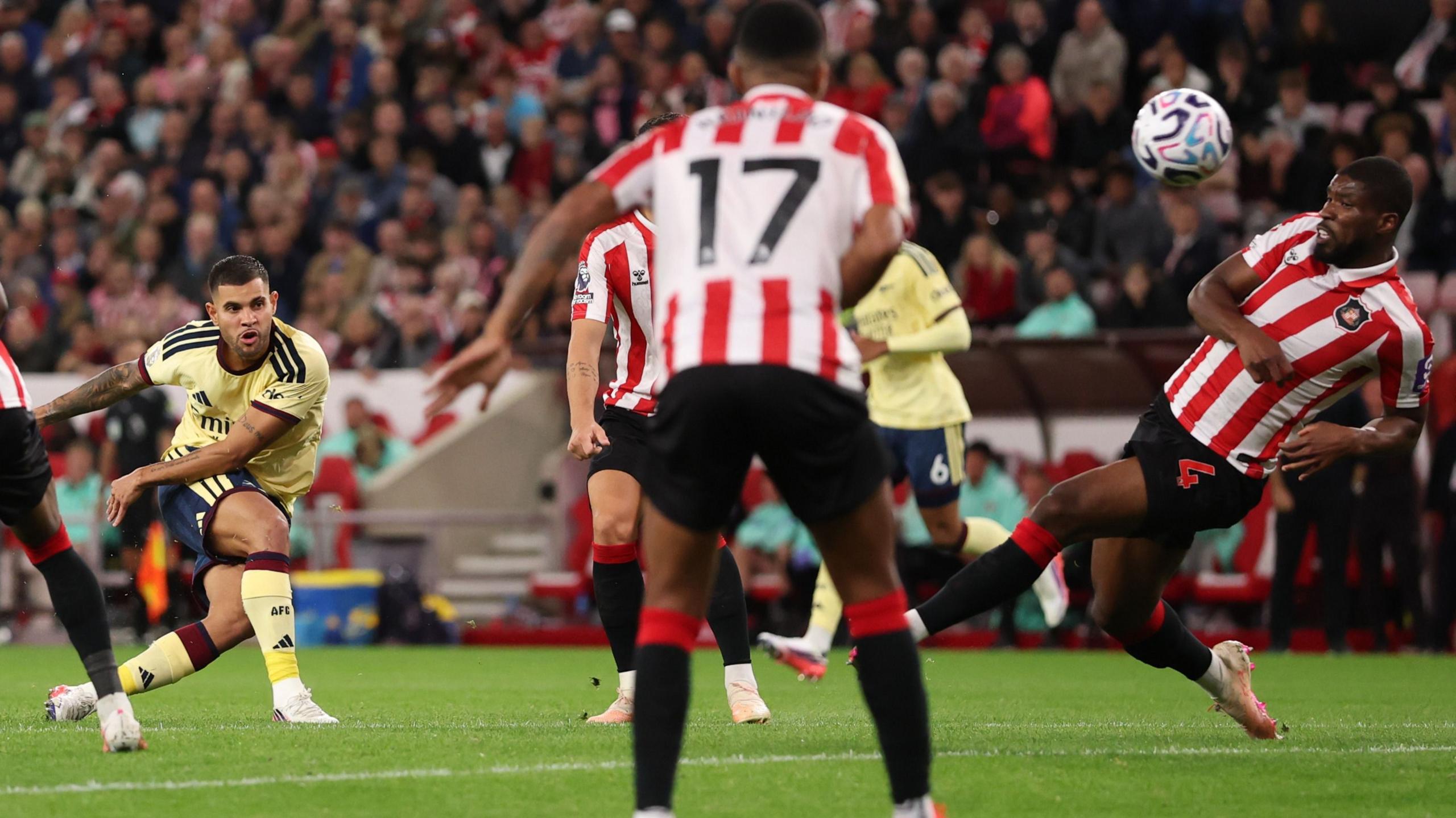Arsenal to query Pro Ref over Konsa penalty decision 4