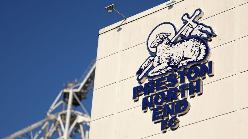 Bradford 'reluctantly' allow Preston to speak to Graham Alexander 4