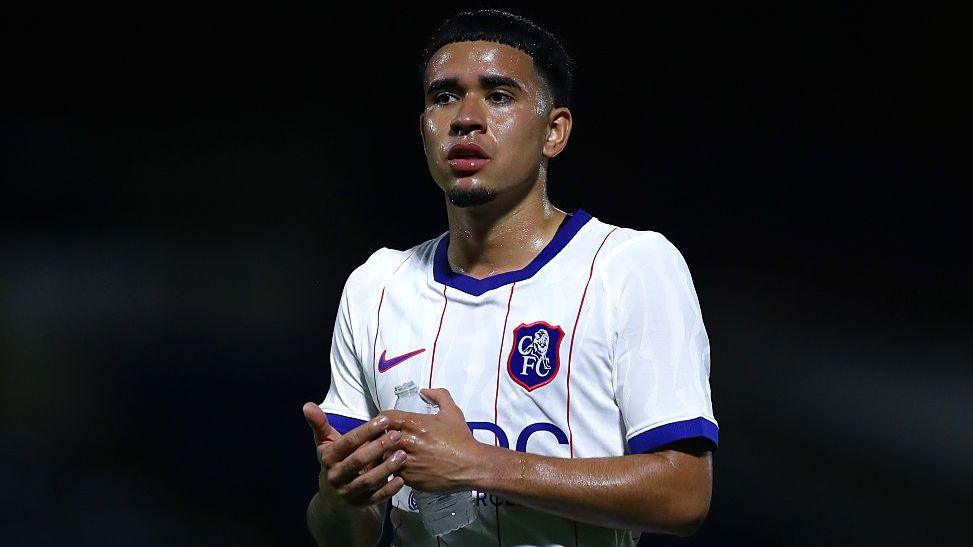 Chelsea's Lavia aims to 'change narrative' after injury struggles 6