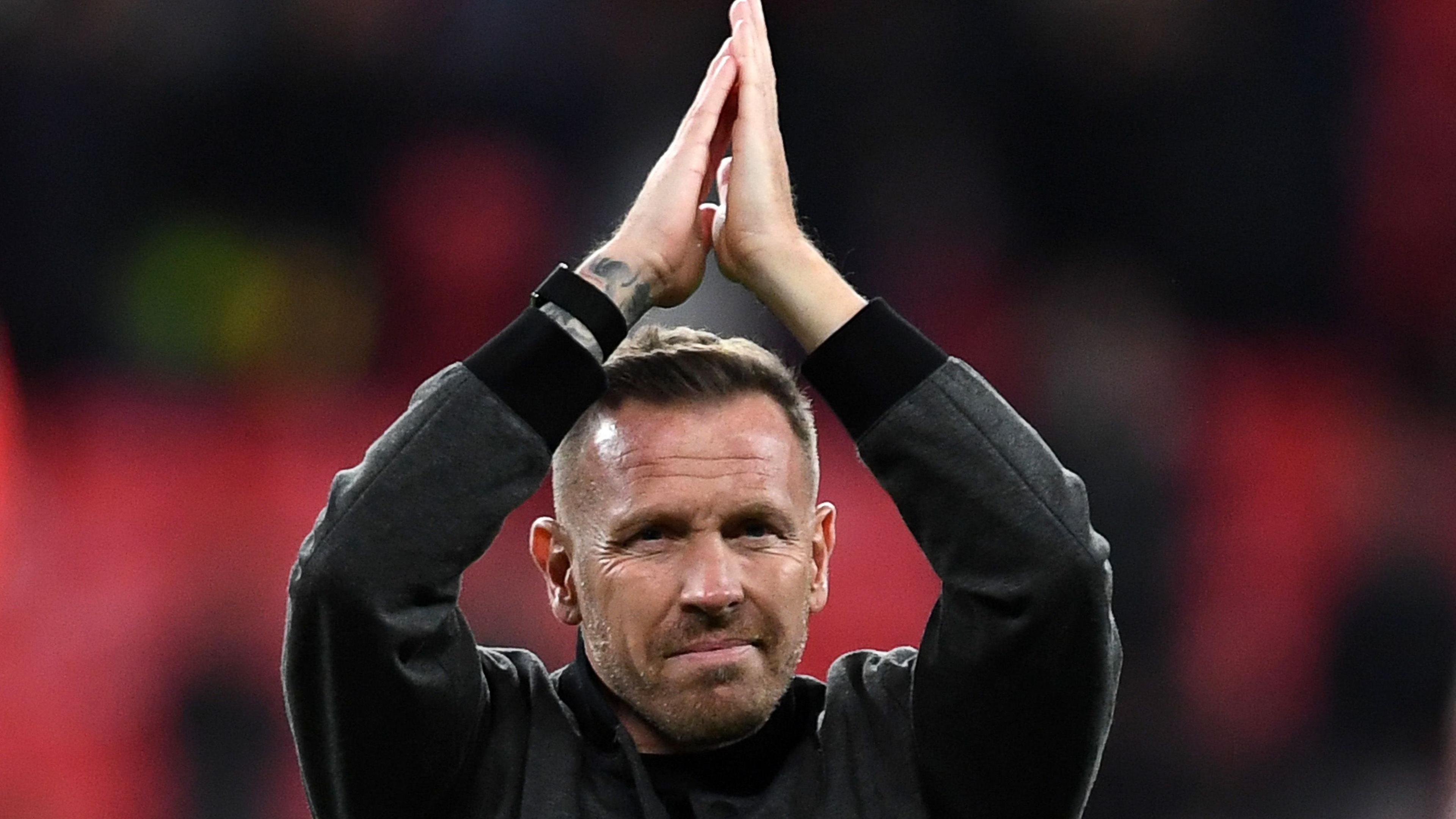 Craig Bellamy: Can Wales manager win back fans after Burnley saga? 3
