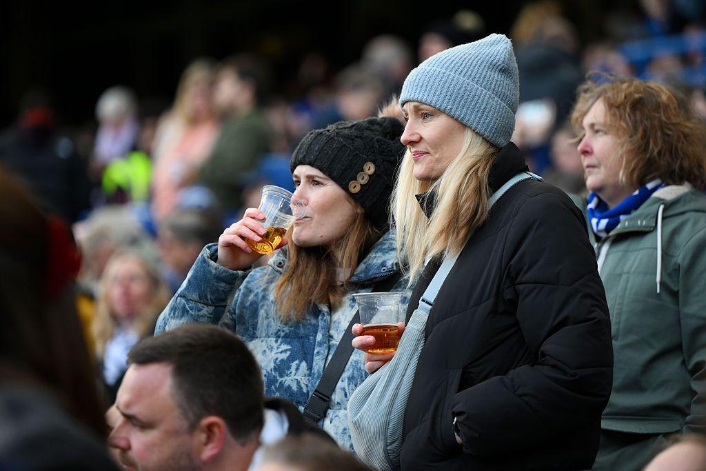 UK Prime Minister Andy Burnham backs allowing alcohol at football seats 10