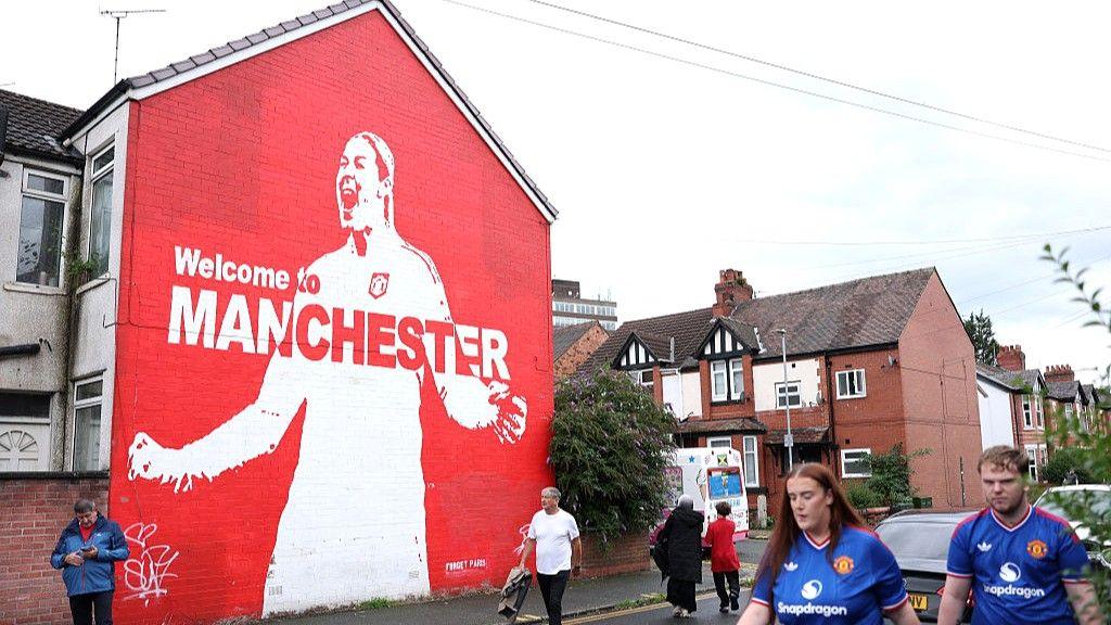 Mary Earps targets Manchester United reunion as London City Lionesses begin WSL campaign 5