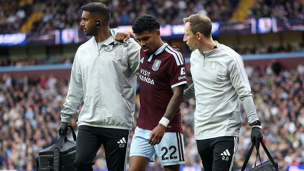 Emery left searching for answers after another Villa loss 4
