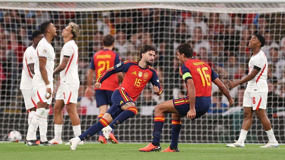 England embrace chaos but need control to win big prizes 11