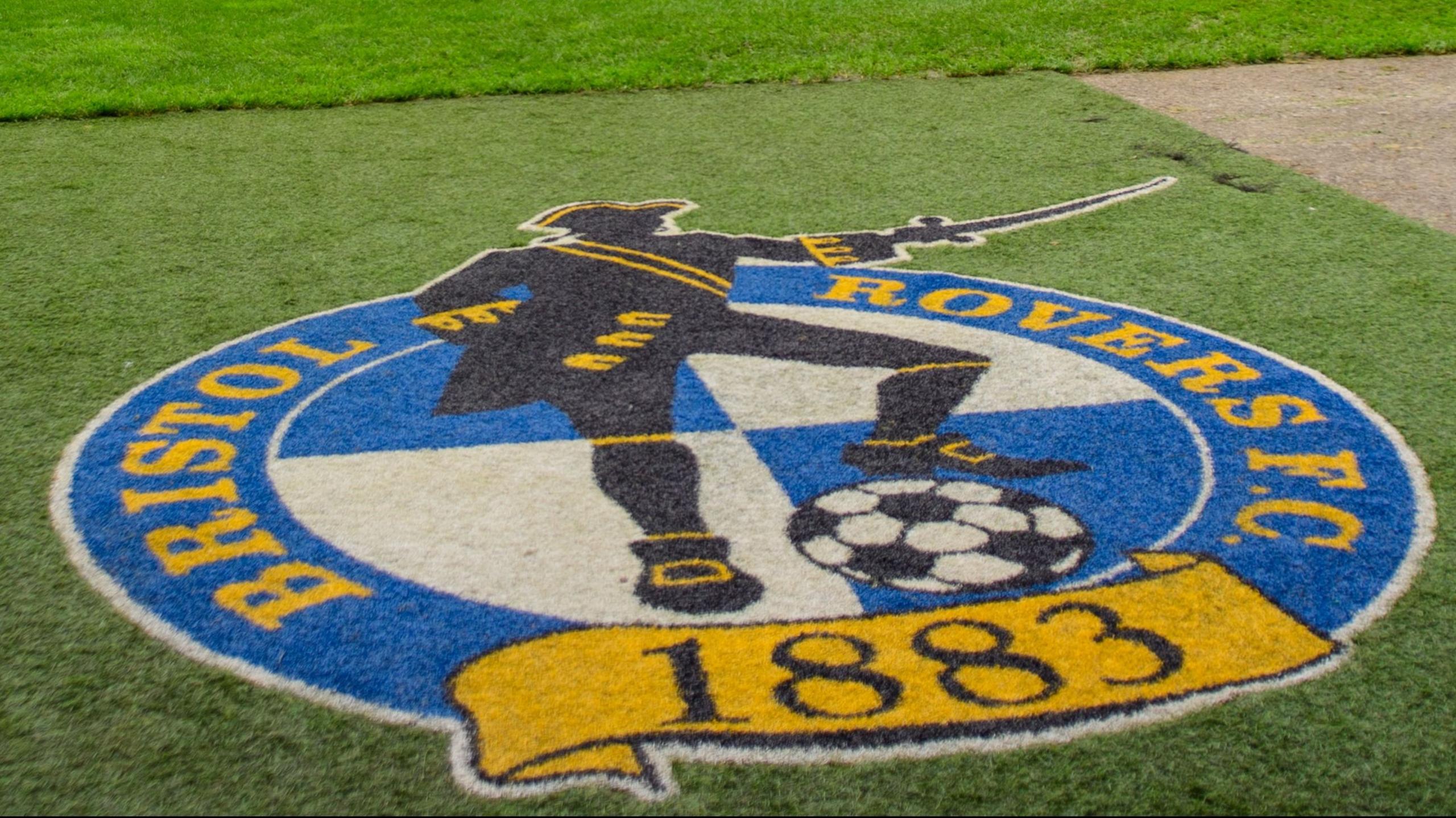 Steve Evans remains committed to Bristol Rovers amid Hibernian interest 2