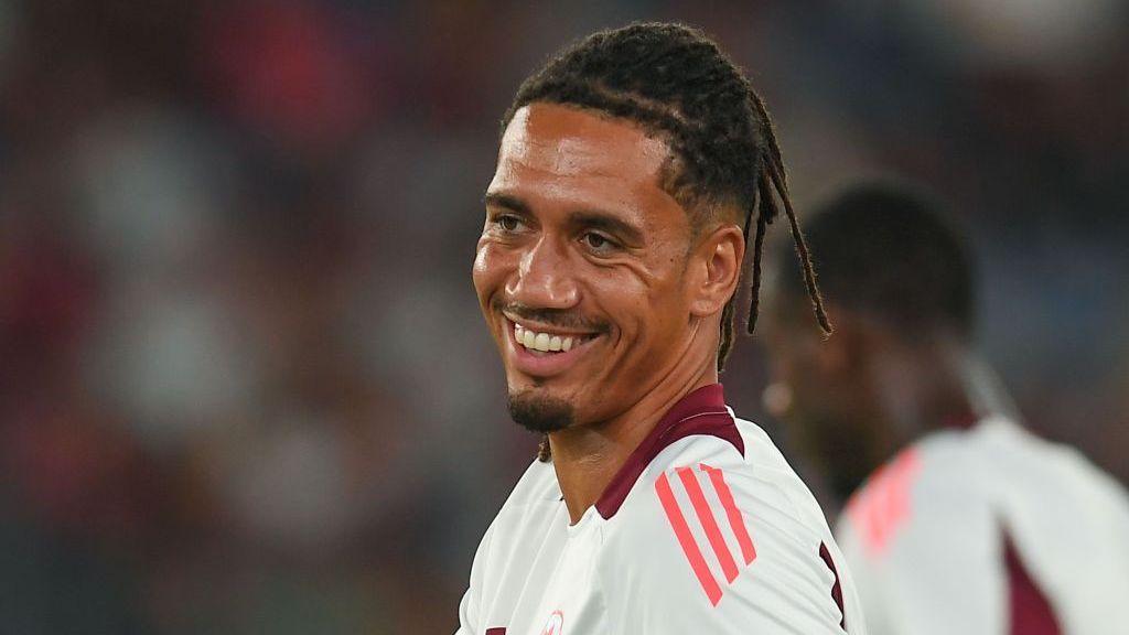 Chris Smalling in advanced talks with Portuguese leaders Porto 5