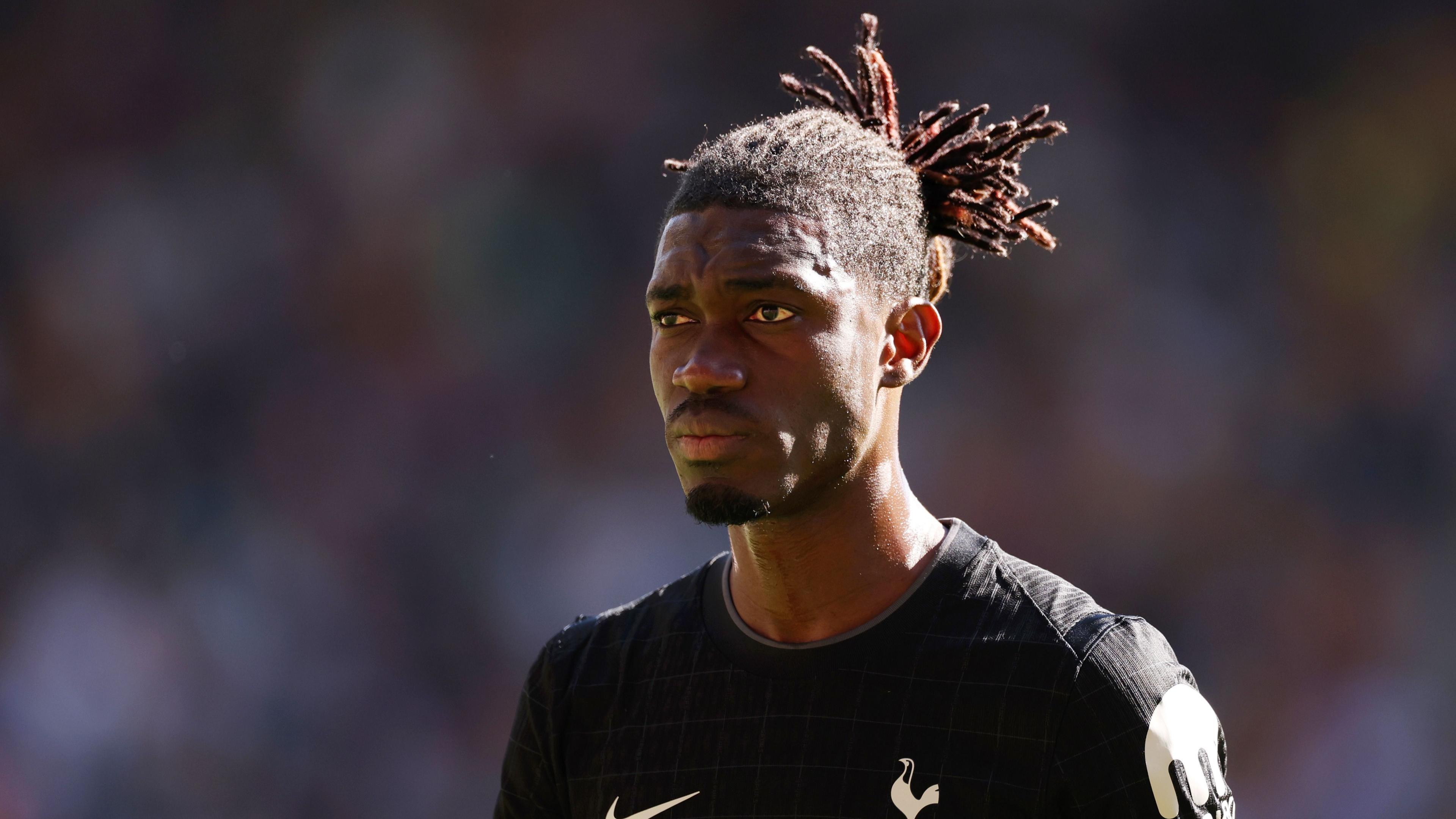 Ex-Tottenham midfielder Bissouma set to join Ajax 6