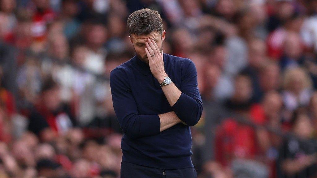 Familiar questions for Man Utd, now Carrick must find answers 10