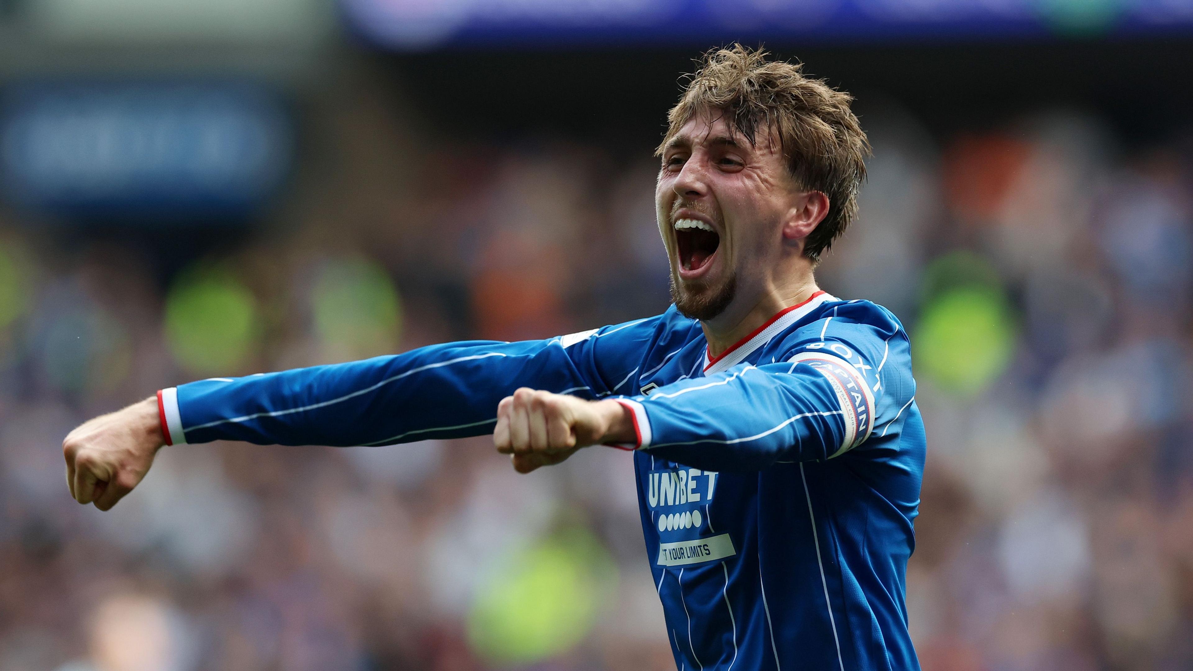 Neil 'ran the show' in Rangers' dominant Old Firm victory 4
