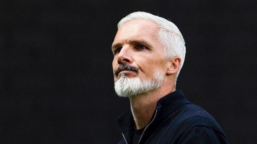 Dundee United manager Jim Goodwin returns after three-week medical absence 4