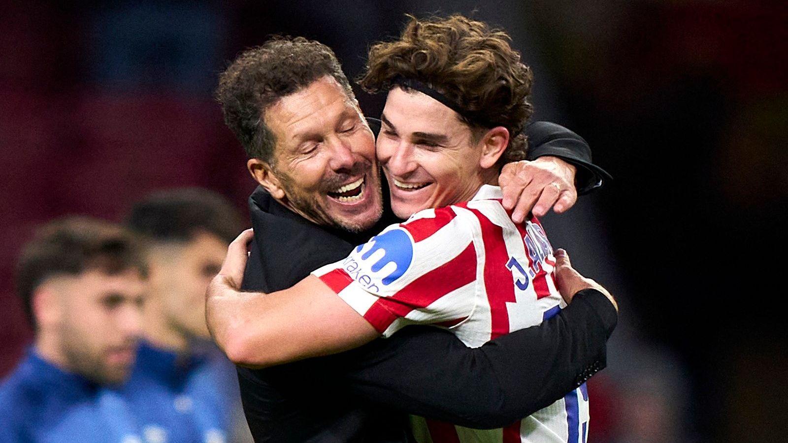 Julian Alvarez must rebuild trust with Atletico Madrid fans after summer transfer saga 7