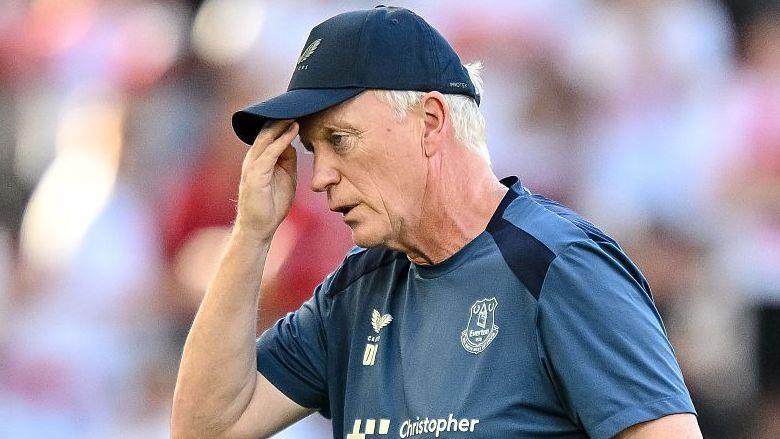 Everton's deadline day chaos sparks fan revolt against owners and chief executive 10