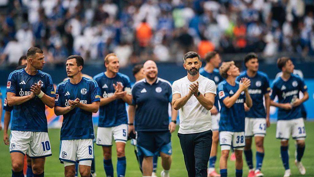 'Humble but ambitious': The return of fallen giants Schalke 4