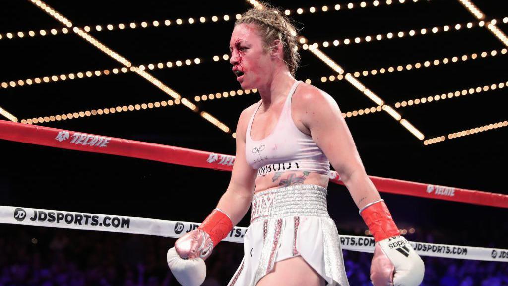 'I gave everything to boxing and still have nothing' 'I gave everything to boxing and still have nothing': Heather Hardy's battle with CTE and financial hardship 14