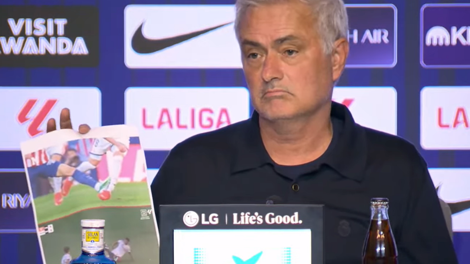 Mourinho displays printed evidence of red card claims after Real Madrid derby defeat 2