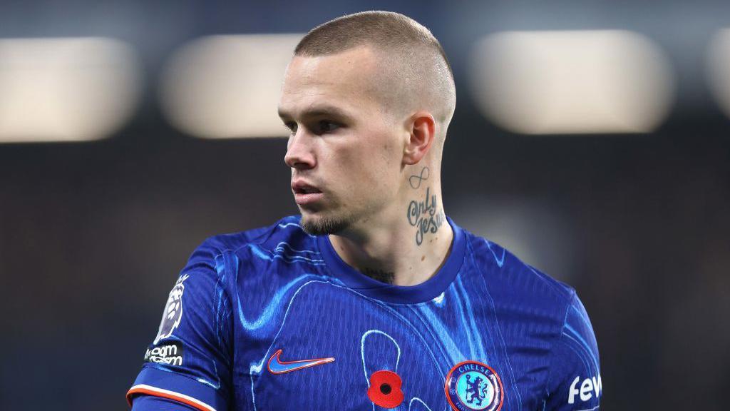 Mudryk to Spurs as Chelsea's Sanchez heads to Como Mudryk set for Spurs move as Chelsea's Sanchez heads to Como 6