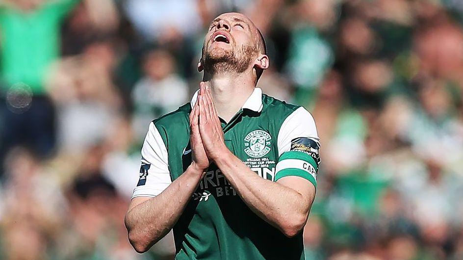 David Gray sacked by Hibs as club's slump deepens 6