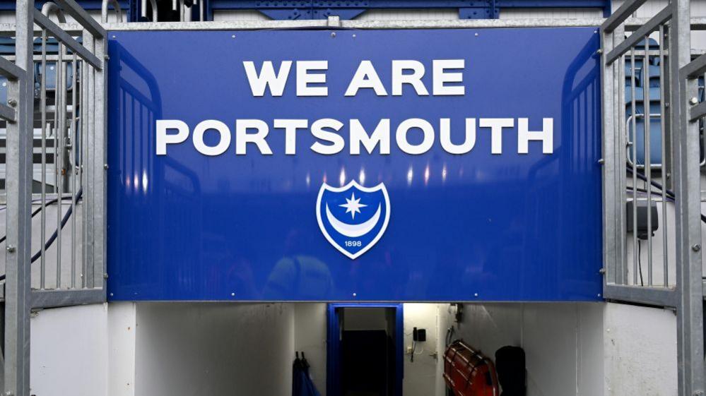 Portsmouth goalkeeper legend Alan Knight dies aged 65 6