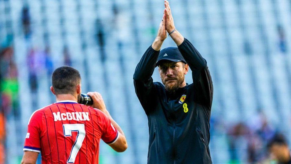 Tartan Army give Pocognoli cautious welcome 3