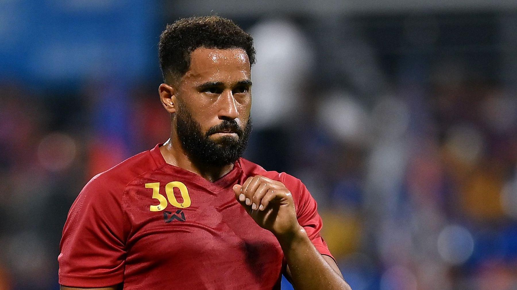 Townsend run over by pitch roller in Thailand Andros Townsend unhurt after being run over by pitch roller in Thailand 3