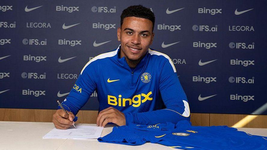 UEFA warns of 'two-speed' transfer market as Premier League spending soars 4