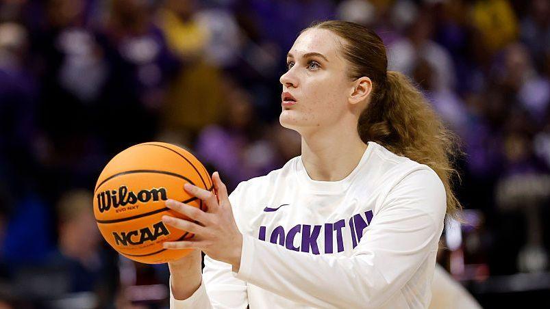 Ukrainian basketball player quits LSU over Russian signing 2