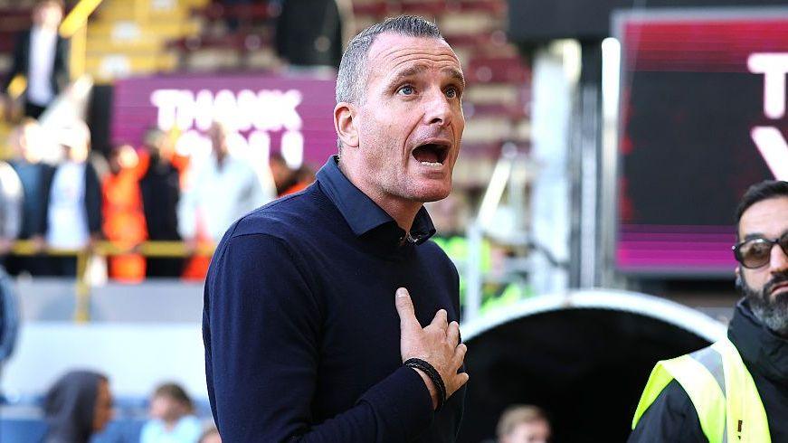What have we learned from the Championship so far? Championship review: Tight race at the top, goal fest, and Burnley's yo-yo worries 11
