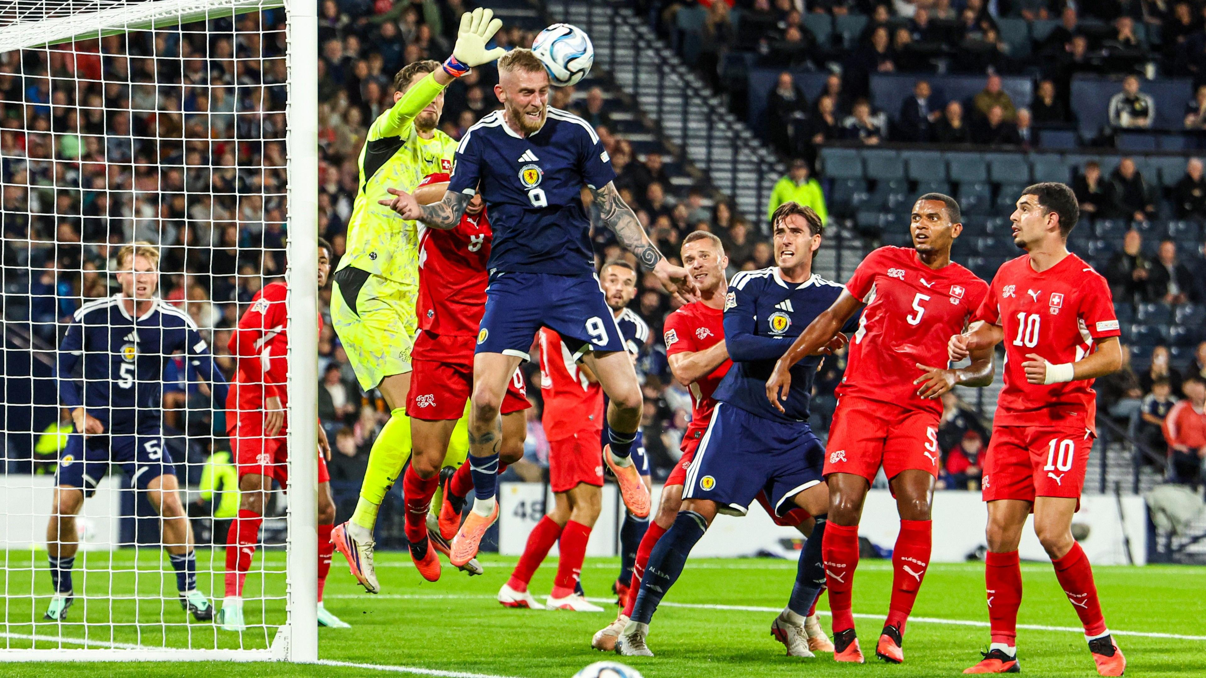 Will Pocognoli change goalkeeper after Swiss loss? 6