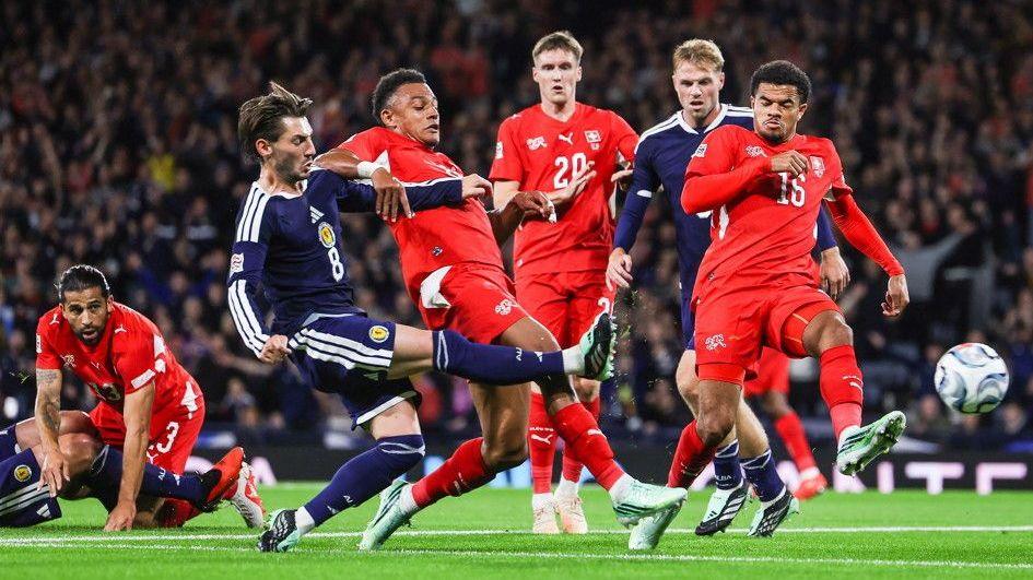 Will Pocognoli change goalkeeper after Swiss loss? 4