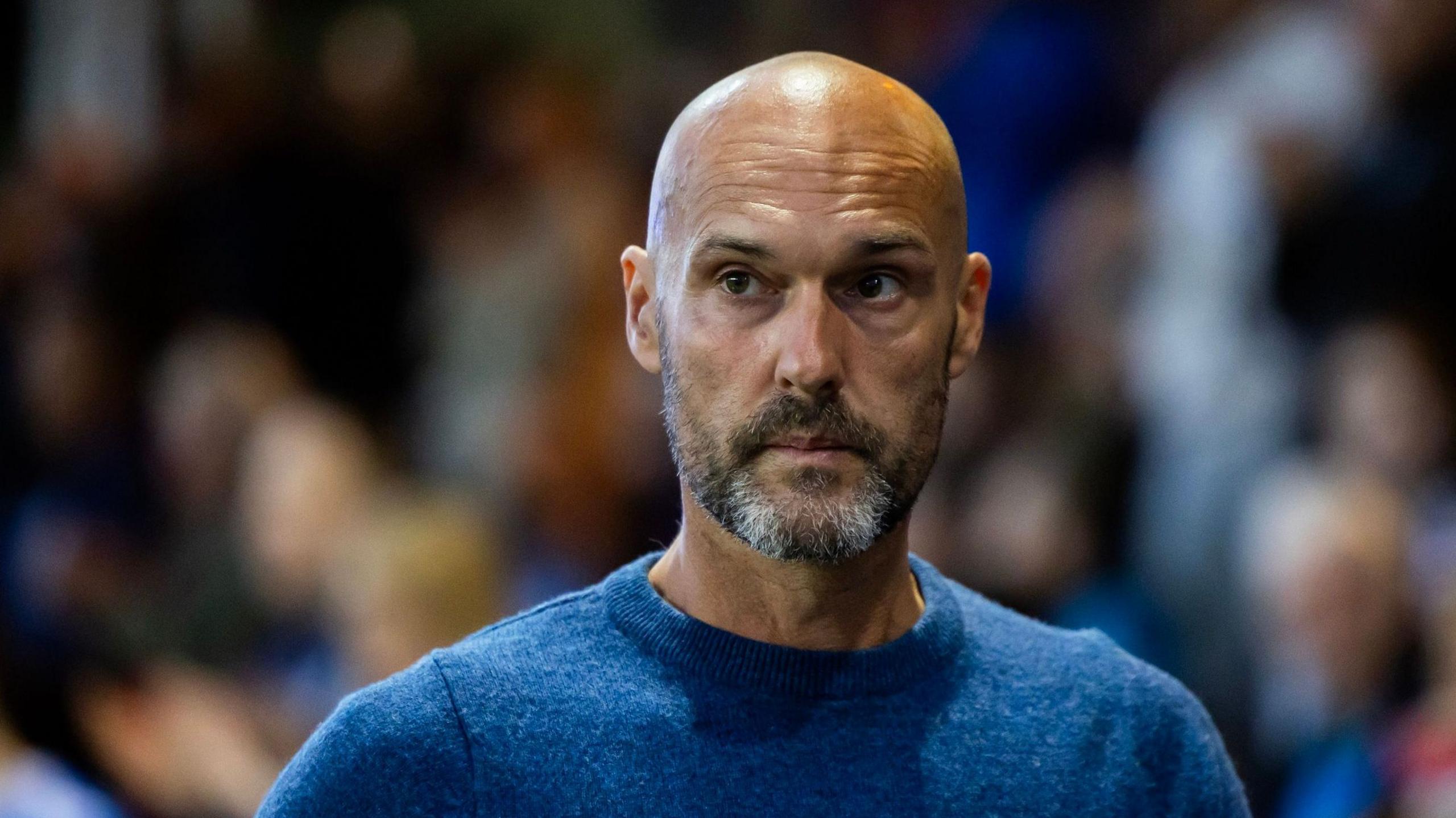 Will the three-week break put more pressure on managers? 8
