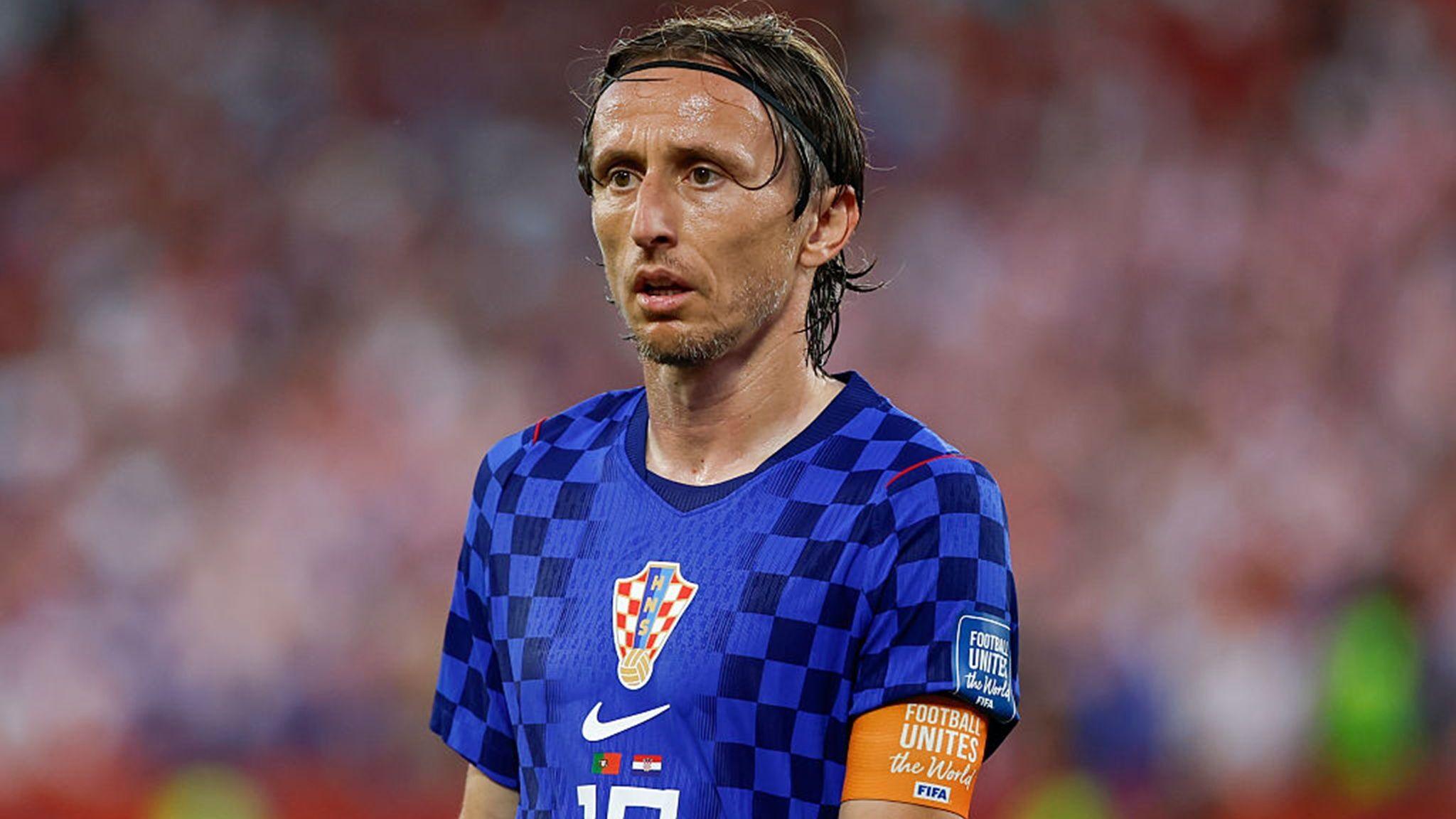 Modric 'ashamed' of Croatia's 'catastrophic night' 10