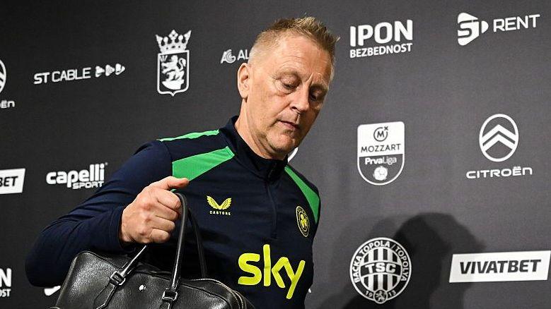 Republic of Ireland news conference ends abruptly amid accusations 2