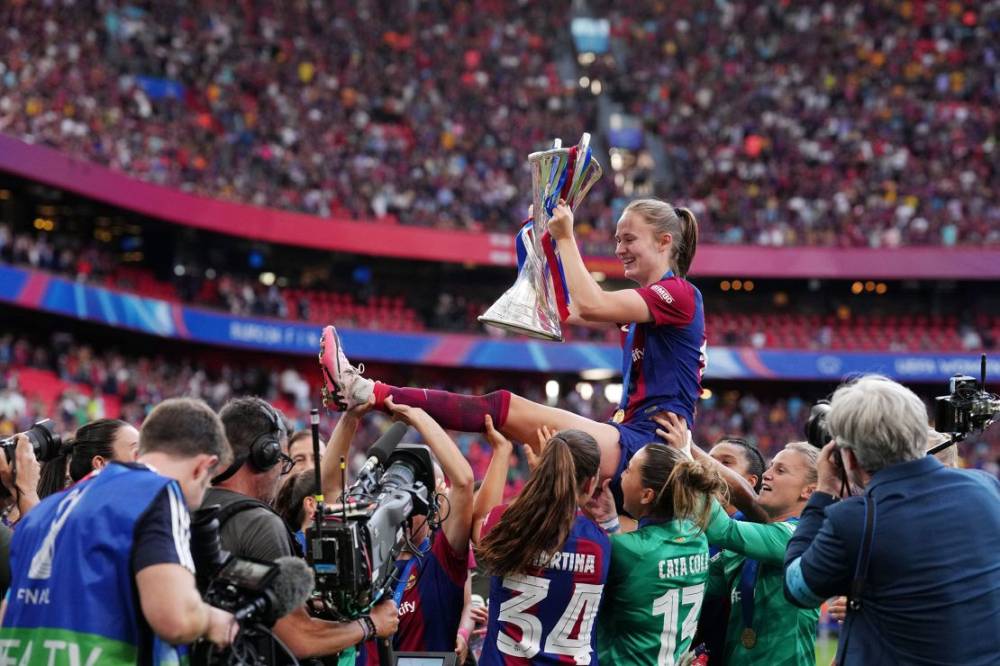 Caroline Graham Hansen: Barcelona star on her career, the Ballon d’Or and the growth of women’s soccer 11 | ASL