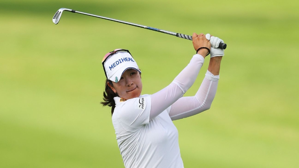 A Lim Kim opens with 68, leads LPGA Singapore by one stroke 1 | ASL