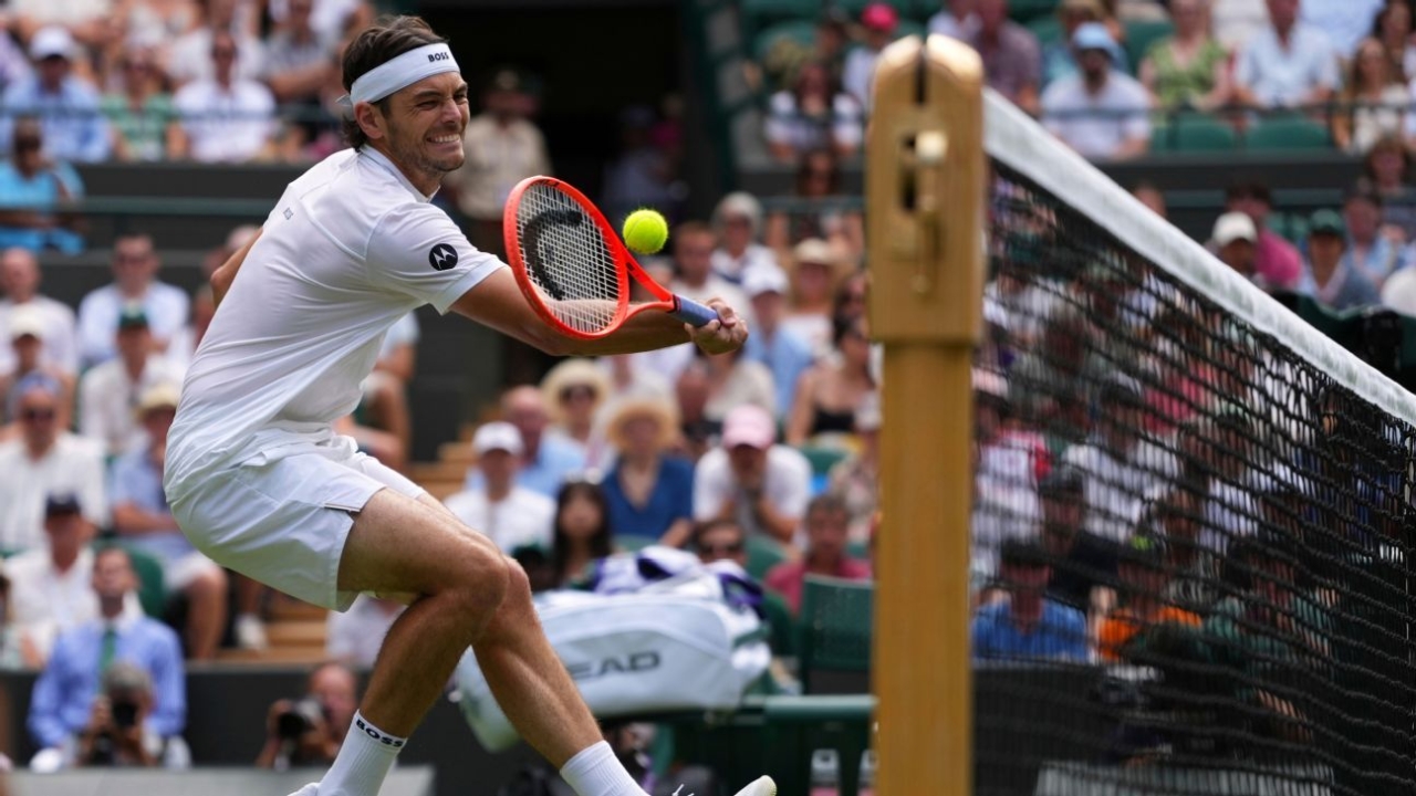 Taylor Fritz wins resumed Wimbledon match; Jannik Sinner cruises 1 | ASL