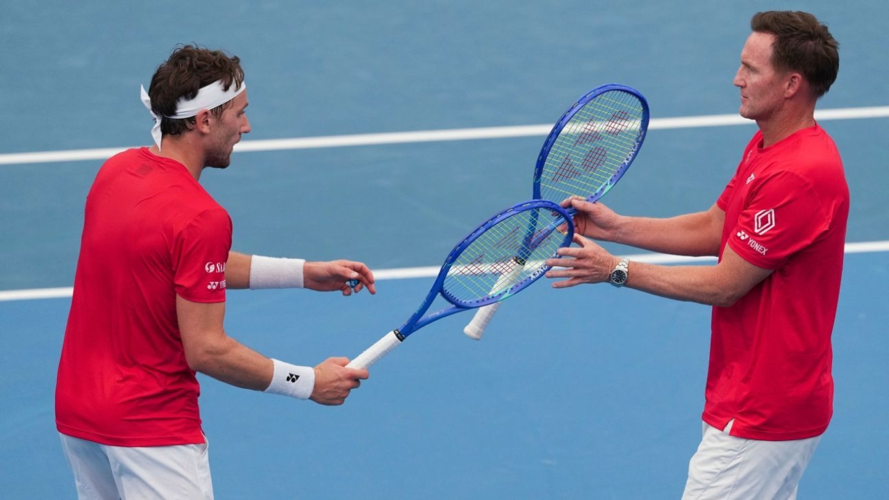 What's it like to defeat your former pro parent on the tennis court? 1 | ASL