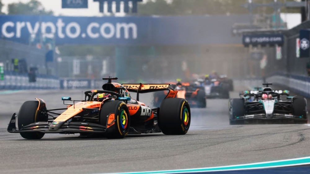 Miami GP: Oscar Piastri claims dominant win with McLaren one-two, extends championship lead 1 | ASL